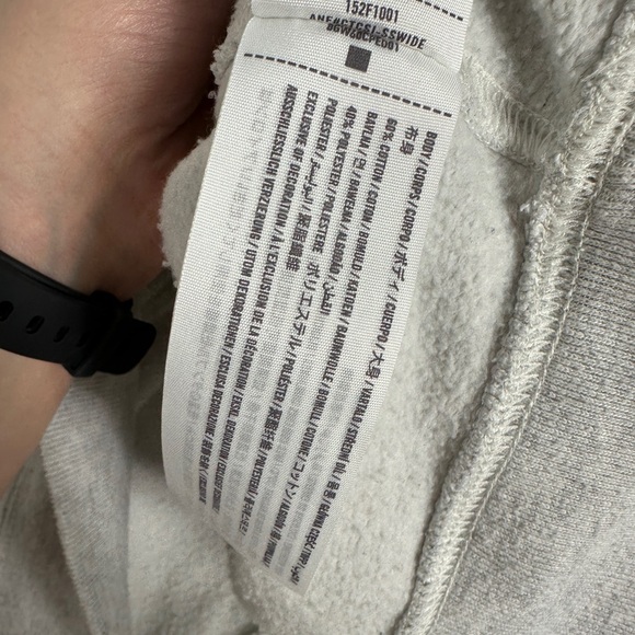 Abercrombie Soft Collection Drama Wedgey Henley Cropped 90s Sweatshirt Sz Medium - Picture 7 of 15